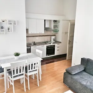 Anamarija-bacvice Apartment Split